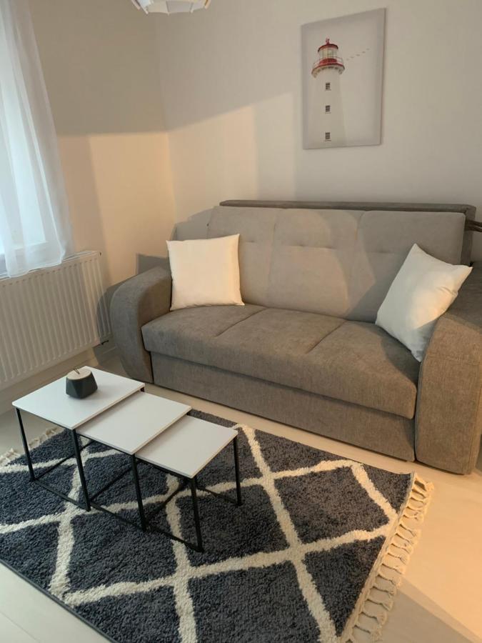 Zenit Apartman Бік Екстер'єр фото