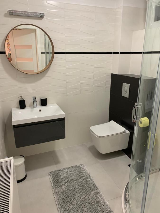 Zenit Apartman Бік Екстер'єр фото